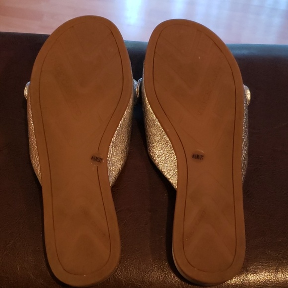 Sandals by Vince Camuto - Picture 5 of 7